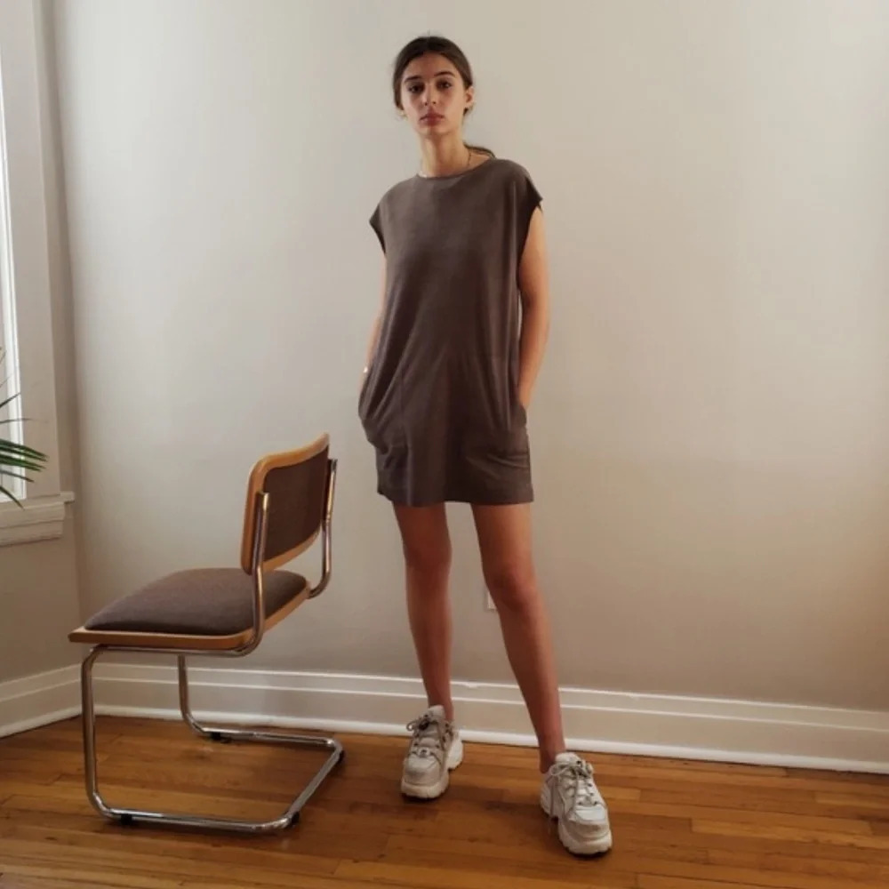 Aritzia Wilfred Free Faux Suede Dark Camel Brown Mini Dress Sz S Trompette Nori - Picture 2 of 9